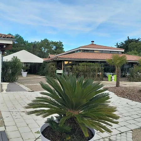 Holiday home Property With 3 Bedrooms In Sainte Marie De Re With Shared Pool Furnished Garden And Wifi 300 M From The Beach *